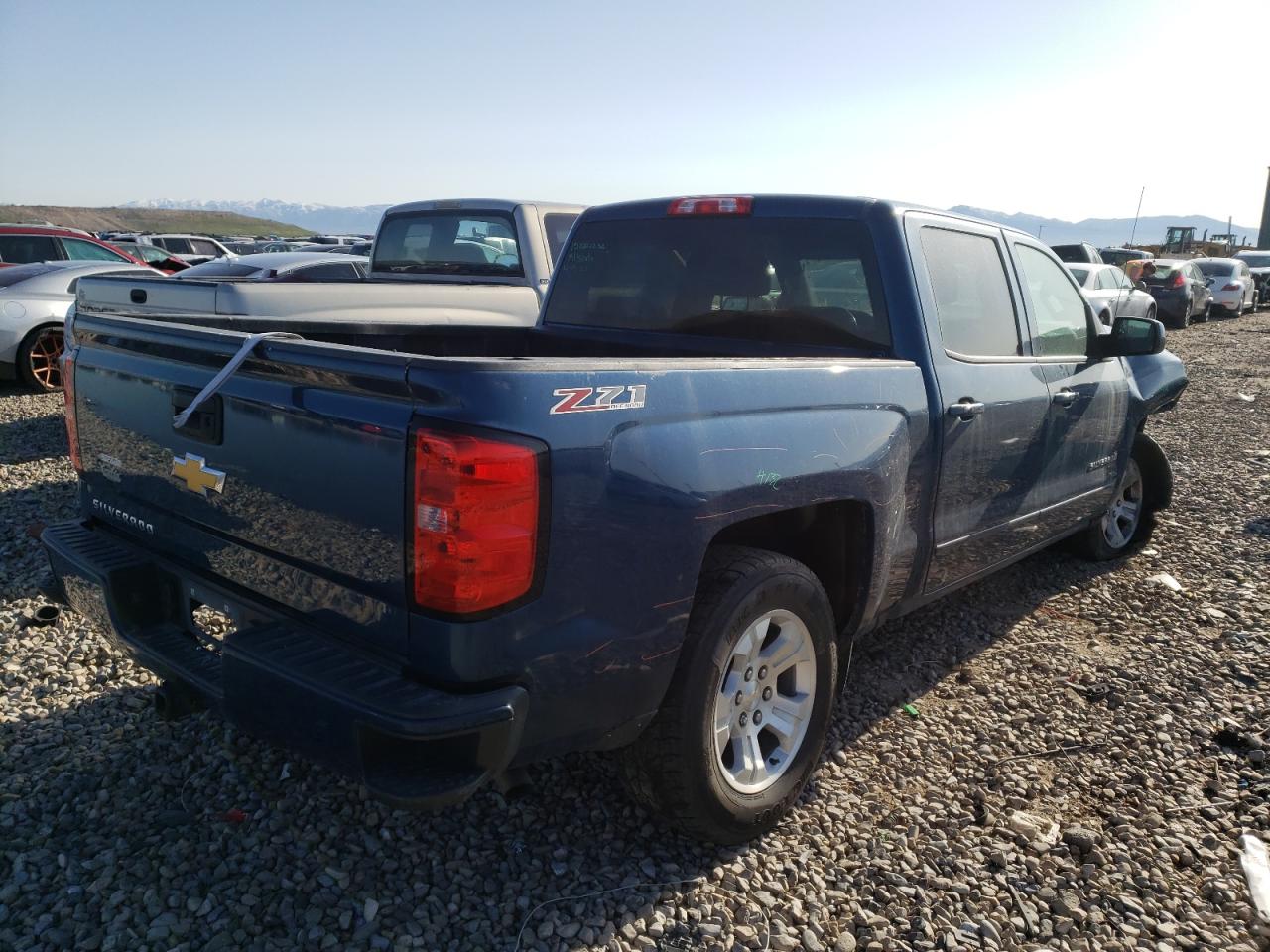 Photo 4 from auction – 2017 CHEVROLET SILVERADO with VIN 3GCUKREC6HG279450