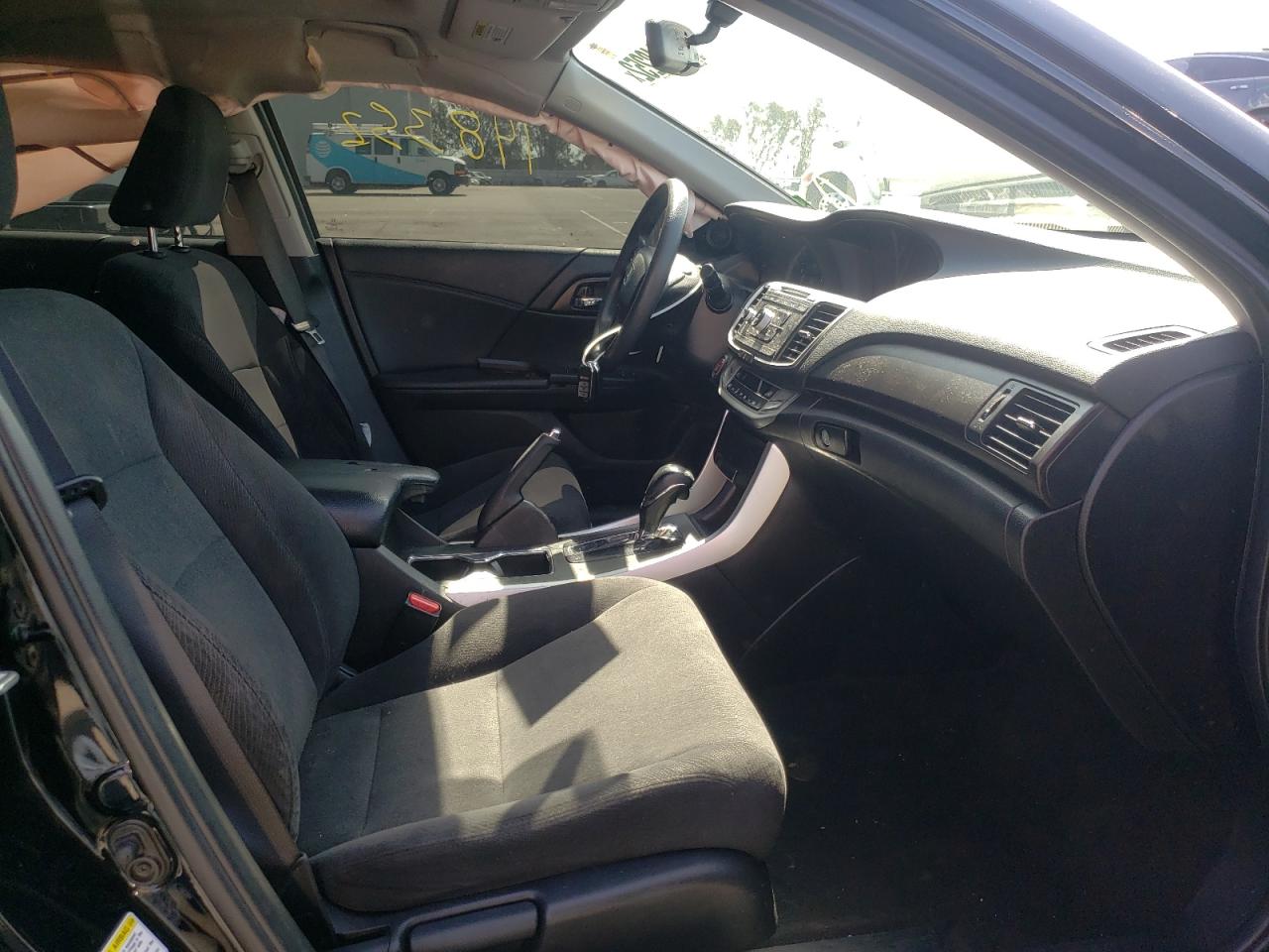 Photo 5 from auction – 2015 HONDA ACCORD EX with VIN 1HGCR2F78FA029978
