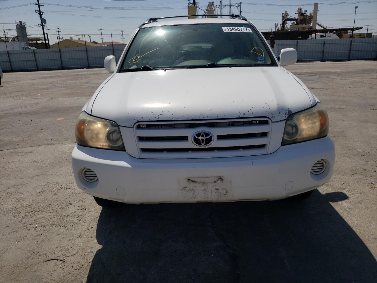 Photo 9 from auction – 2005 TOYOTA HIGHLANDER with VIN JTEDP21A950053671