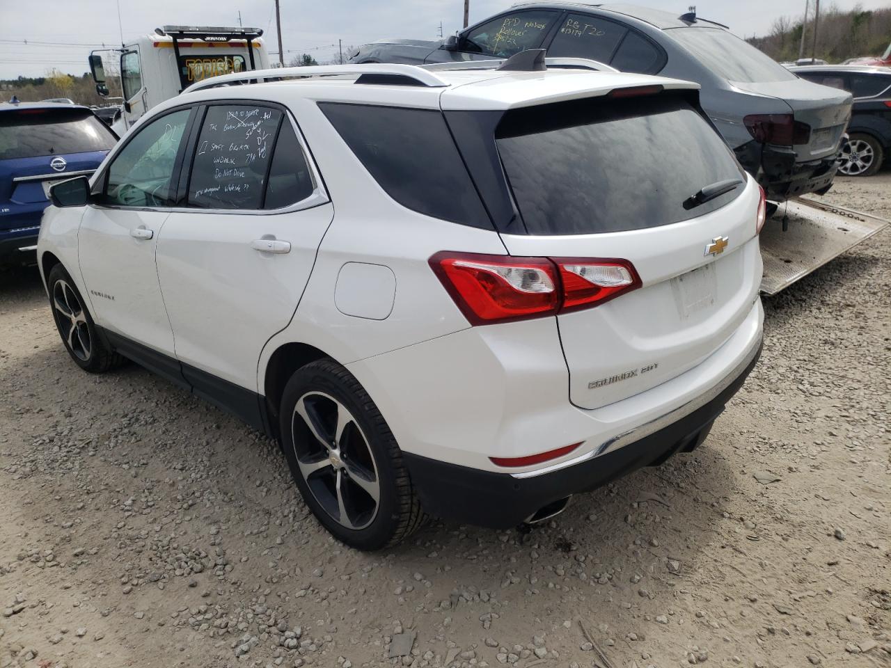 Photo 3 from auction – 2018 CHEVROLET EQUINOX LT with VIN 2GNAXTEX6J6297282
