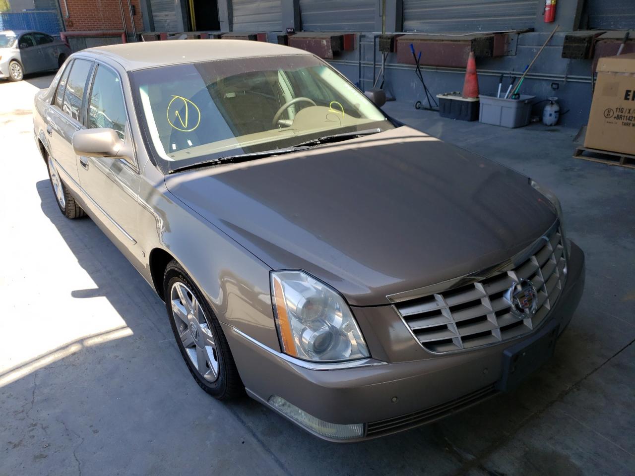CADILLAC DTS 2006 with VIN 1G6KD57Y16U221276 - Photo from auction