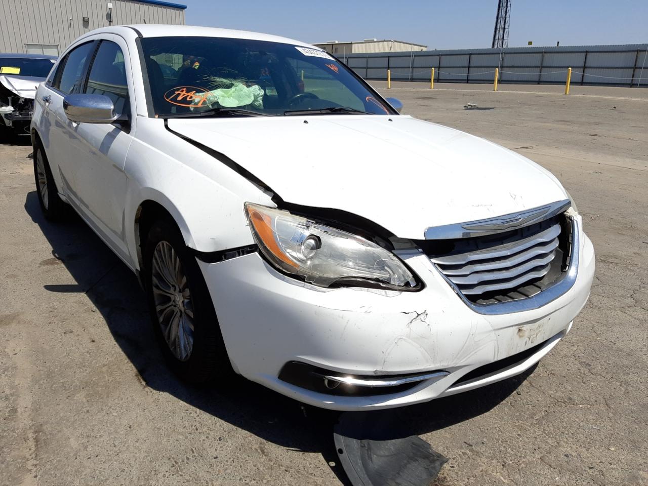 CHRYSLER 200 LIMITE 2012 with VIN 1C3CCBCB8CN138314 - Photo from auction