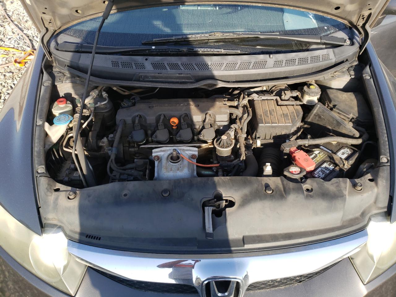Photo 7 from auction – 2010 HONDA CIVIC LX with VIN 2HGFA1F55AH553371
