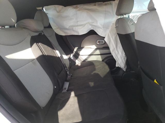 Photo 6 from auction – 2014 KIA SOUL with VIN KNDJN2A28E7718007
