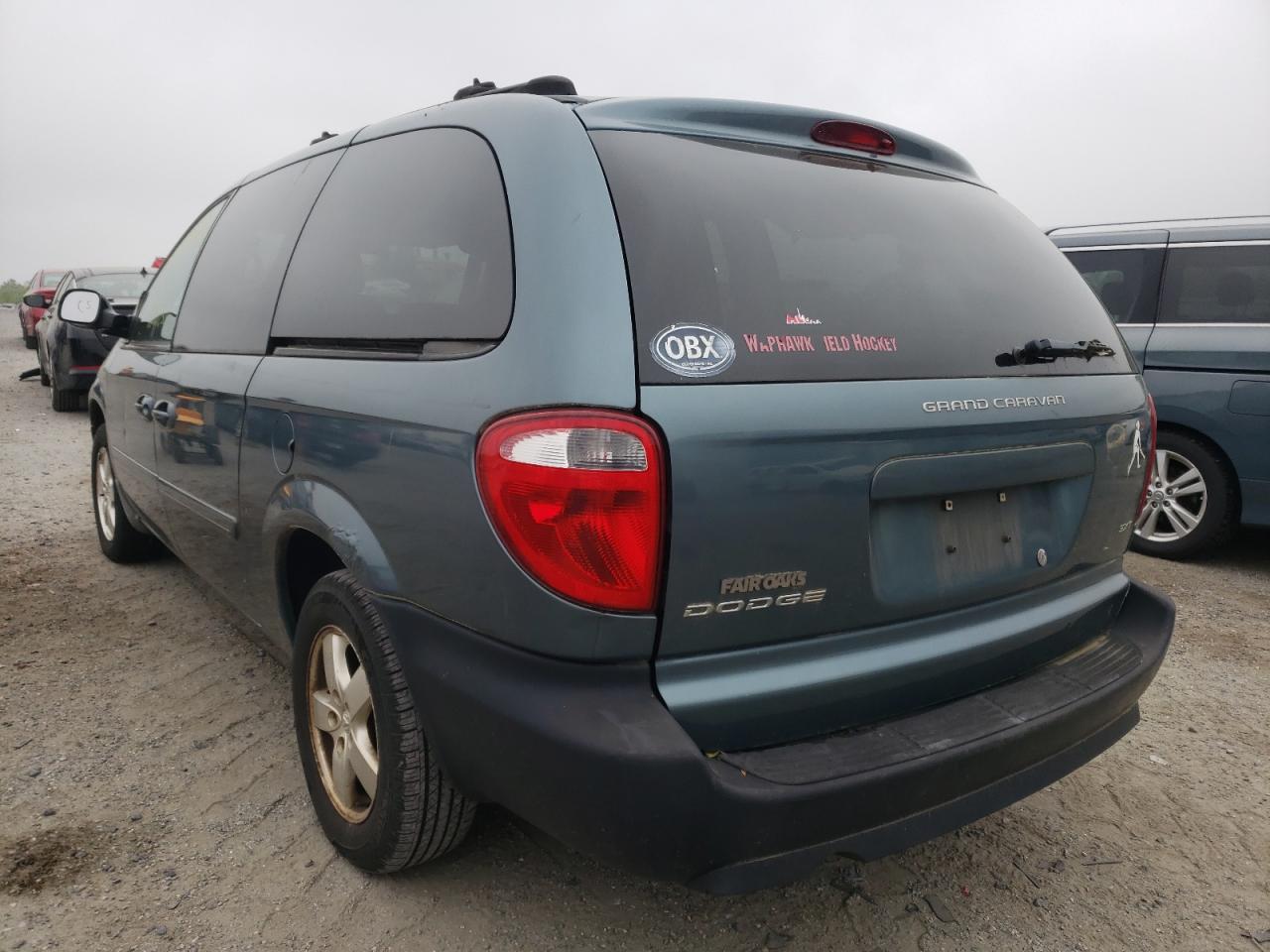 Photo 3 from auction – 2005 DODGE GRAND CARA with VIN 2D8GP44LX5R318566