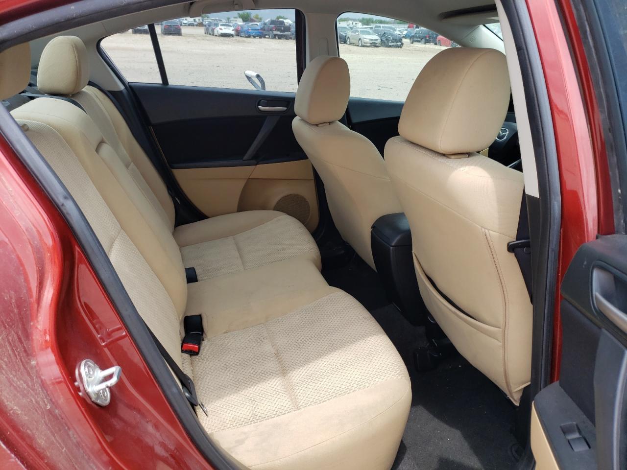 Photo 6 from auction – 2011 MAZDA 3 I with VIN JM1BL1VG3B1458897