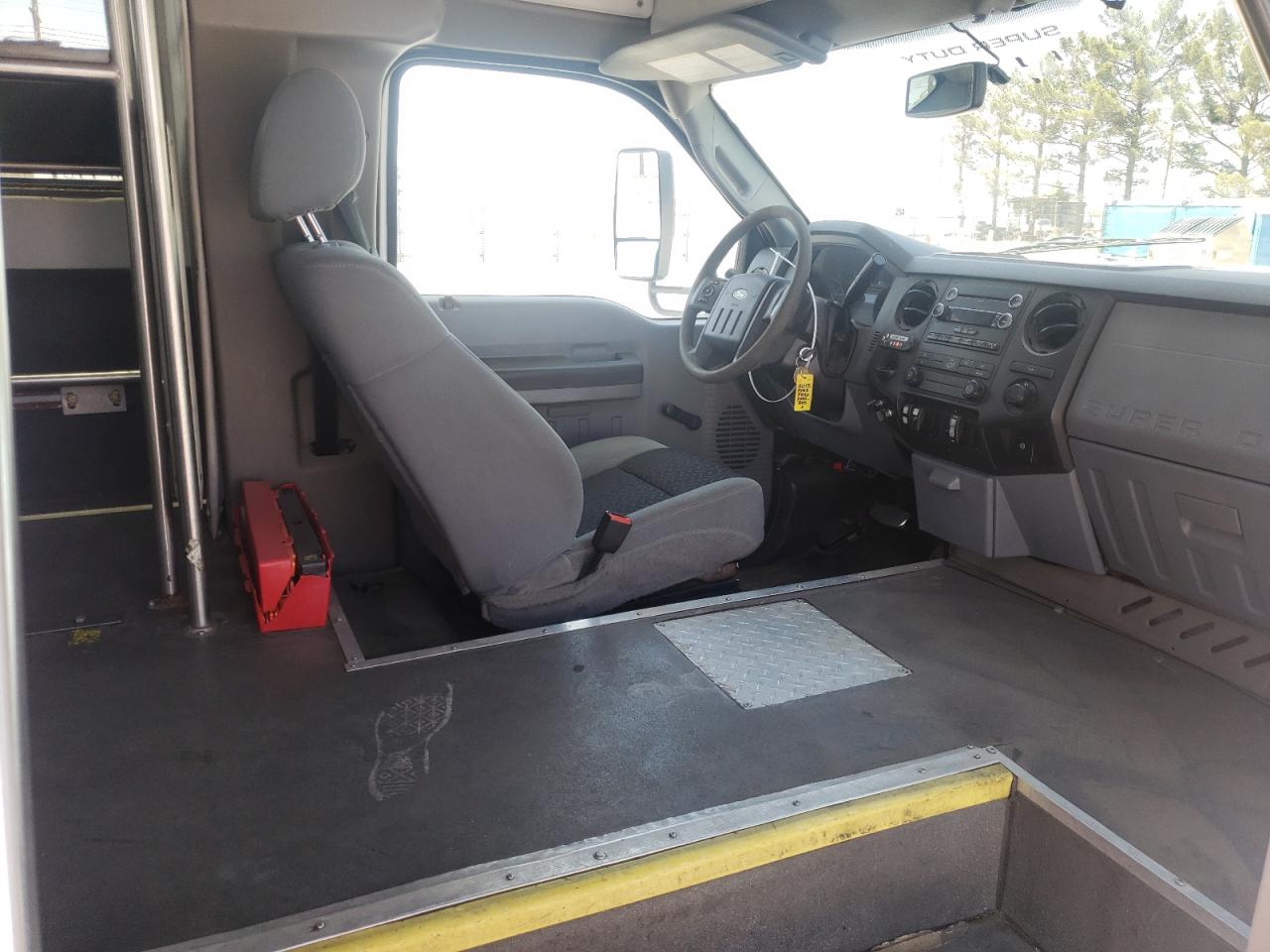 Photo 5 from auction – 2015 FORD F550 SUPER with VIN 1FDGF5GY1FEA42562