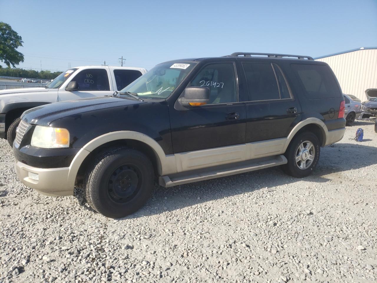 Photo 2 from auction – 2006 FORD EXPEDITION with VIN 1FMFU17576LA96525
