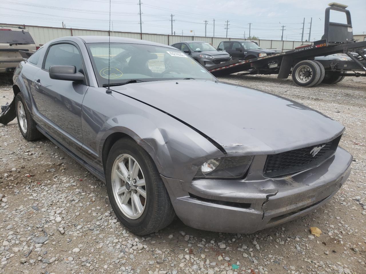 FORD MUSTANG 2007 with VIN 1ZVFT80NX75279477 - Photo from auction
