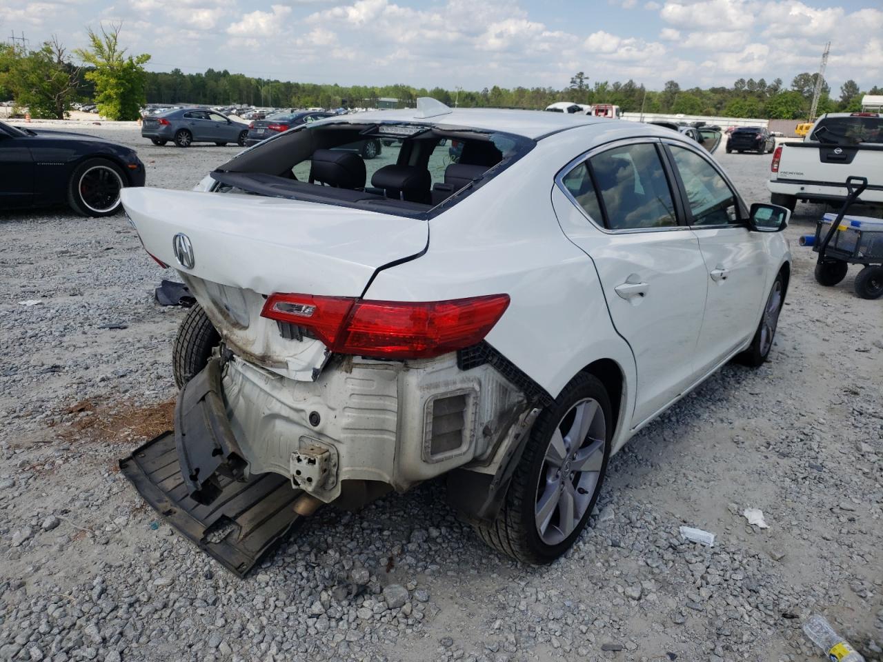 Photo 4 from auction – 2013 ACURA ILX 20 PRE with VIN 19VDE1F54DE007468