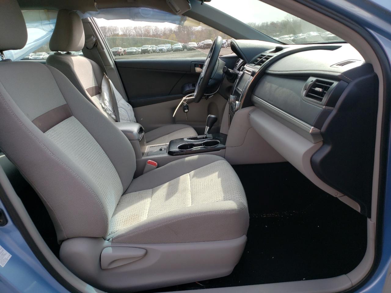 Photo 5 from auction – 2012 TOYOTA CAMRY BASE with VIN 4T4BF1FK4CR257943