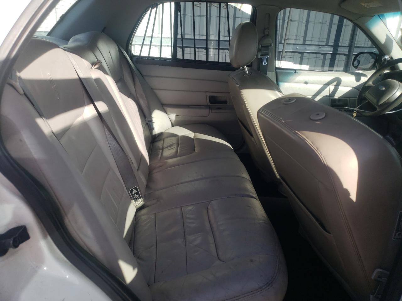 Zdjęcie 6 z aukcji – 2003 FORD CROWN VICT z VIN 2FAFP71W73X107446