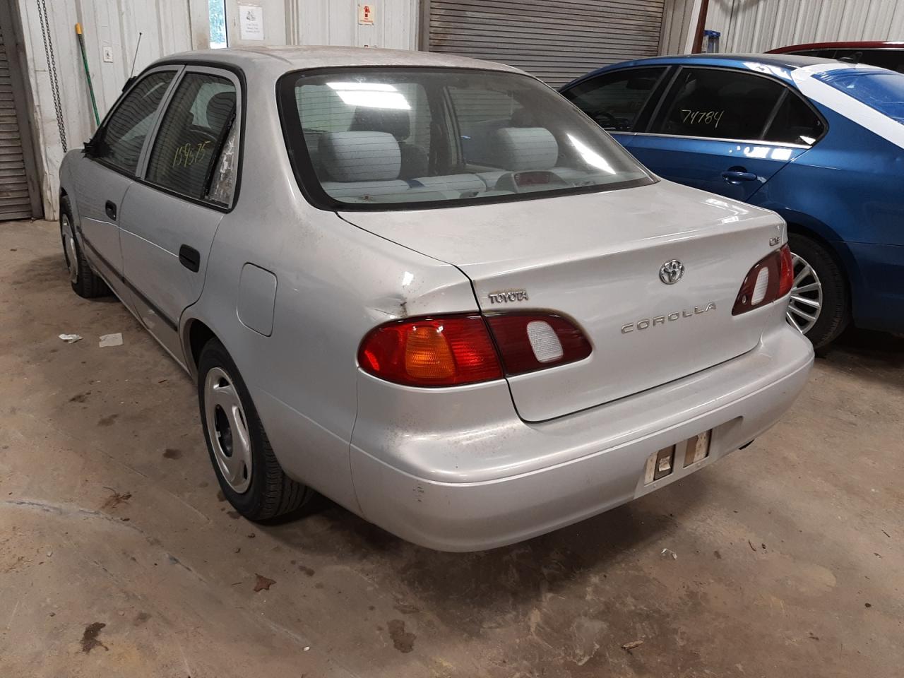 Photo 3 from auction – 2000 TOYOTA COROLLA VE with VIN 1NXBR12E5YZ409124