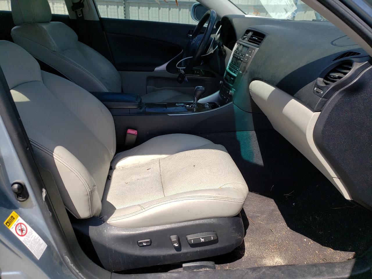 Photo 5 from auction – 2010 LEXUS IS 250 with VIN JTHBF5C2XA5128752