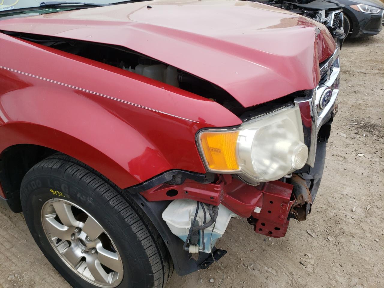 Photo 9 from auction – 2011 FORD ESCAPE LIM with VIN 1FMCU9E76BKB15216