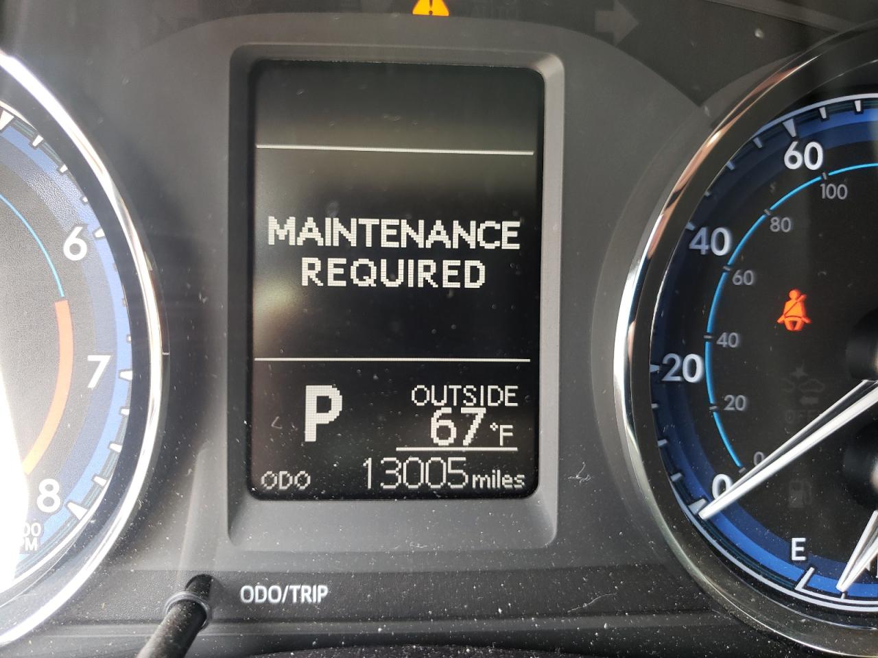 Photo 8 from auction – 2018 TOYOTA COROLLA L with VIN 5YFBURHE4JP781890
