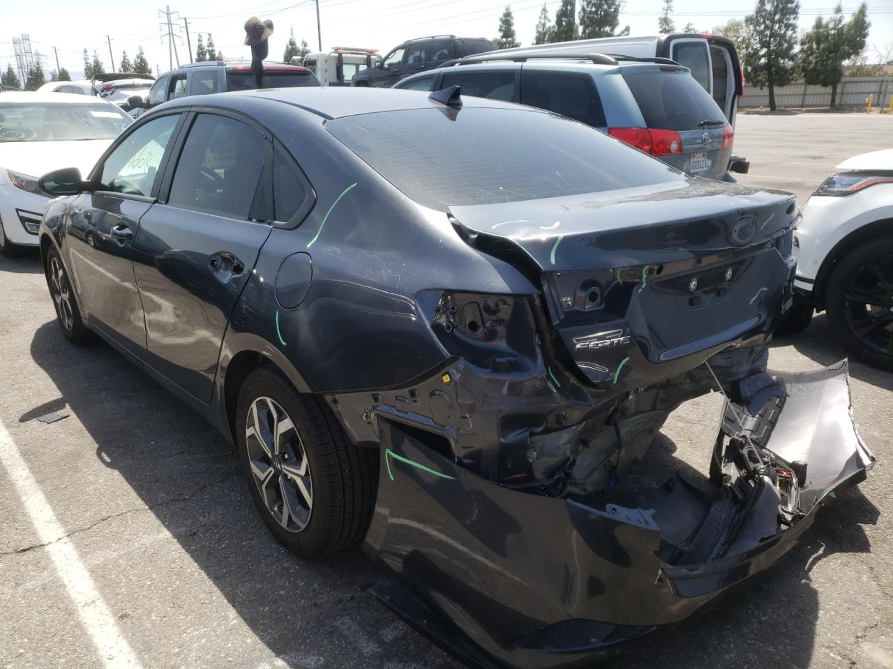 Photo 3 from auction – 2021 KIA FORTE FE with VIN 3KPF24AD0ME307226