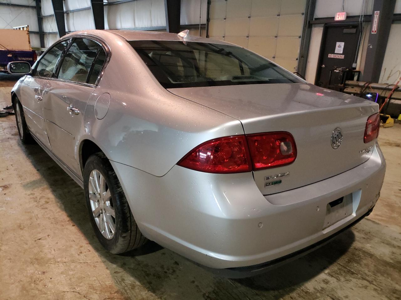 Photo 13 from auction – 2011 BUICK LUCERNE CX with VIN 1G4HC5EM3BU106839