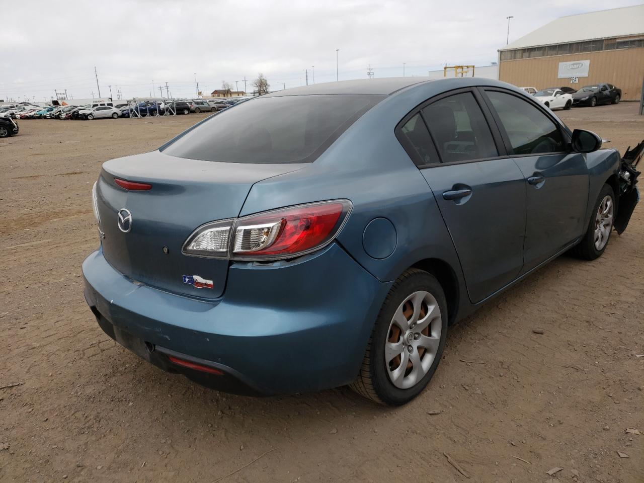 Photo 4 from auction – 2011 MAZDA 3 I with VIN JM1BL1UFXB1470053