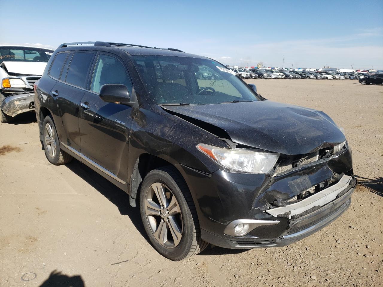 TOYOTA HIGHLANDER 2013 with VIN 5TDDK3EHXDS265944 - Photo from auction