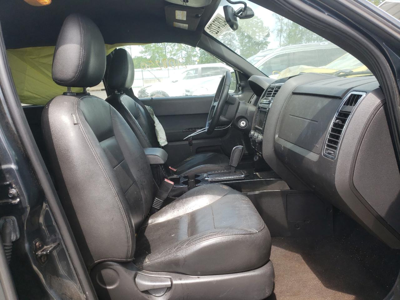 Photo 5 from auction – 2008 FORD ESCAPE LIM with VIN 1FMCU94158KA00080