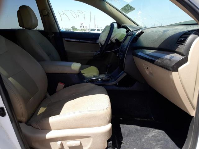 Photo 5 from auction – 2013 KIA SORENTO EX with VIN 5XYKU4A28DG340601