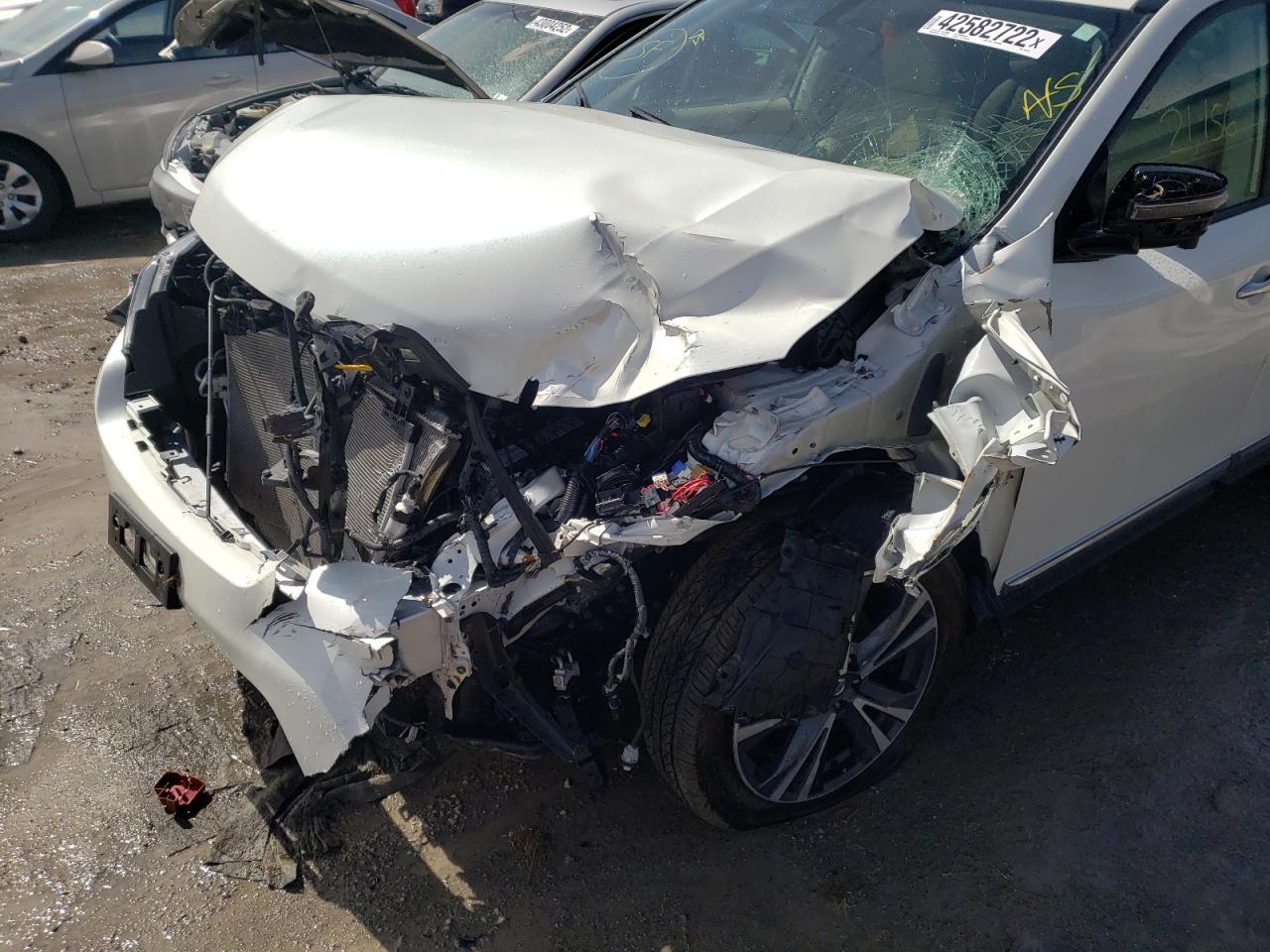 Photo 9 from auction – 2020 NISSAN PATHFINDER with VIN 5N1DR2DM4LC640078