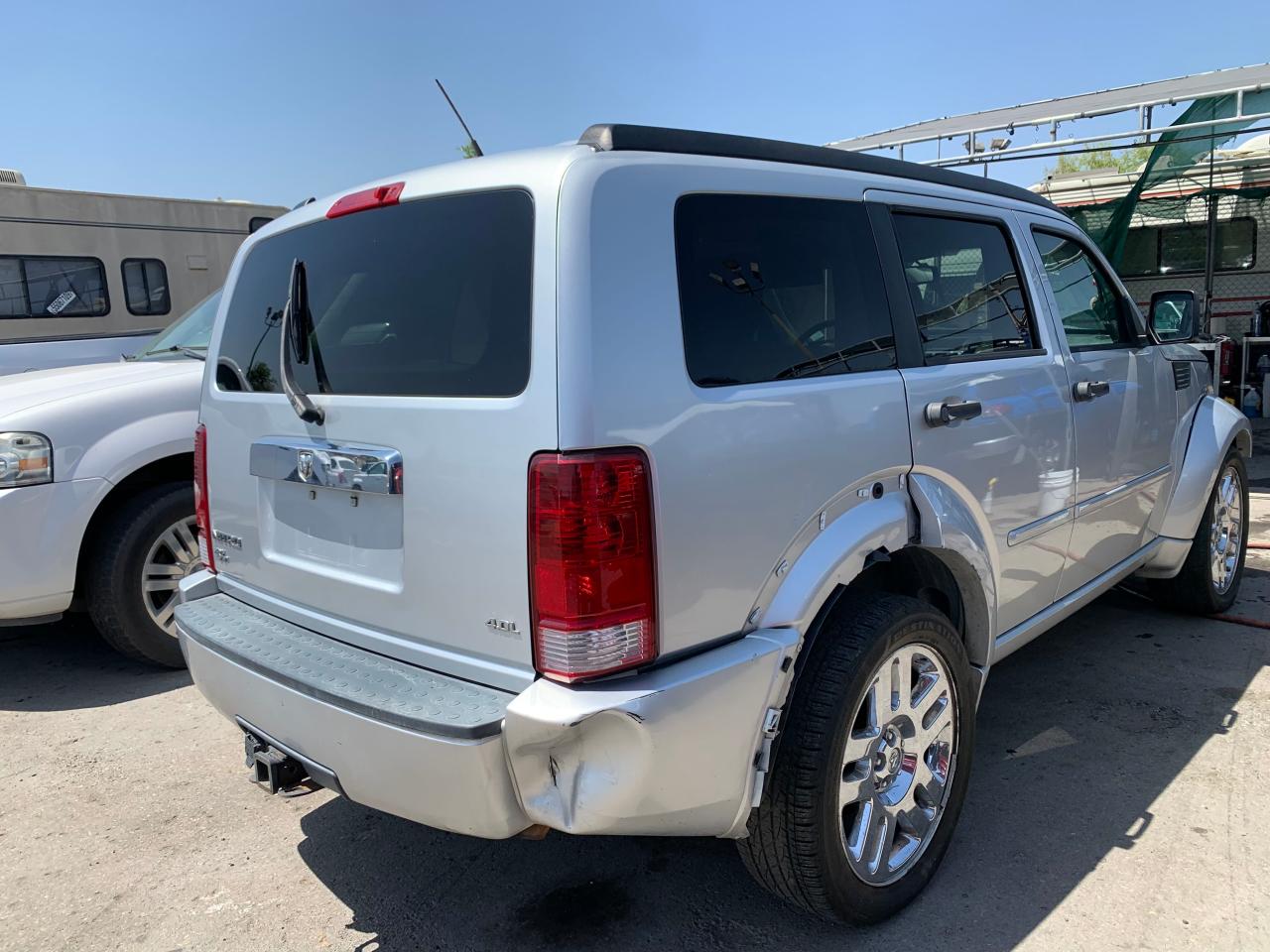 Photo 4 from auction – 2007 DODGE NITRO R/T with VIN 1D8GT58667W729446