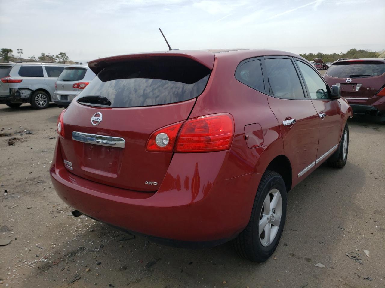 Photo 4 from auction – 2012 NISSAN ROGUE S with VIN JN8AS5MV9CW366322