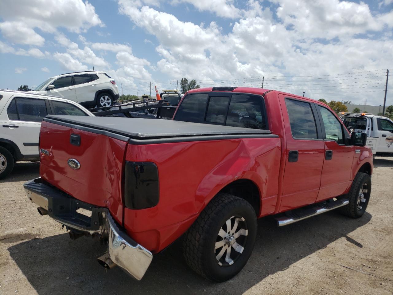 Photo 4 from auction – 2006 FORD F150 SUPER with VIN 1FTRW12W16FB30193