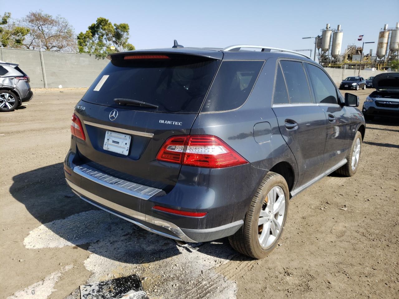 Photo 4 from auction – 2012 MERCEDES-BENZ ML 350 BLU with VIN 4JGDA2EB5CA022719