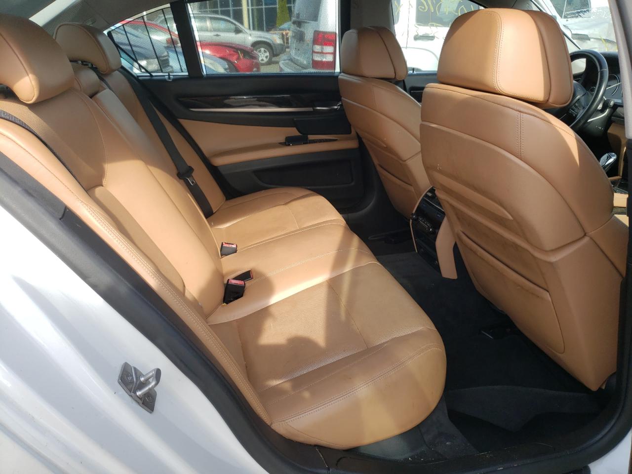 Photo 6 from auction – 2012 BMW 750 I with VIN WBAKA8C51CDS99925