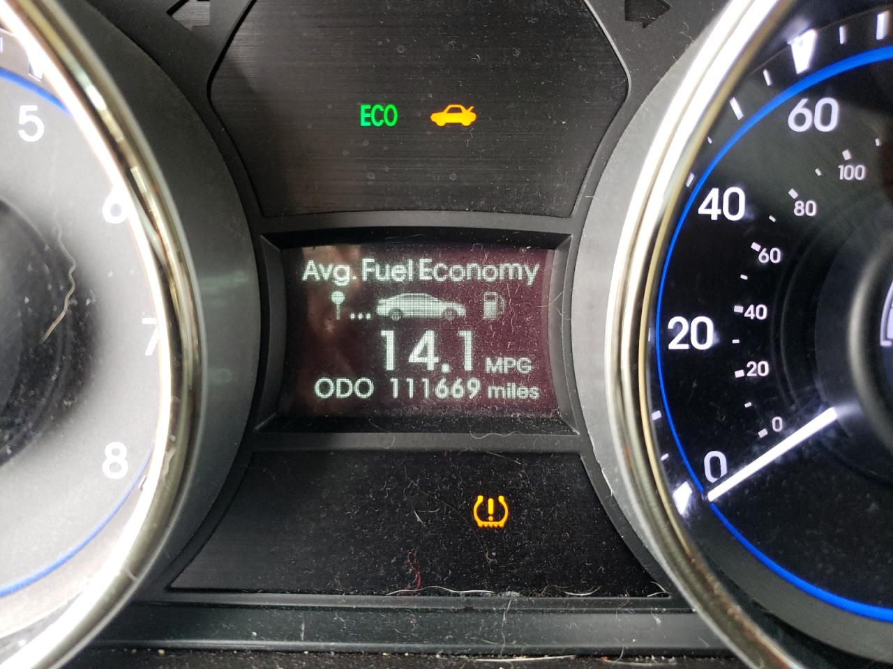 Photo 8 from auction – 2013 HYUNDAI SONATA SE with VIN 5NPEC4AC8DH649700