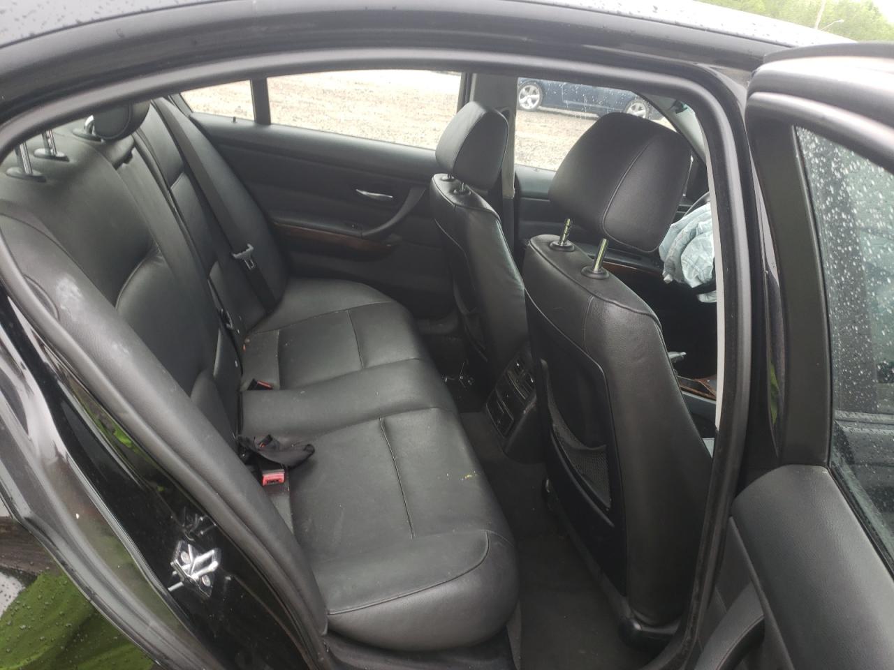 Photo 6 from auction – 2006 BMW 325 I with VIN WBAVB13566KX49473