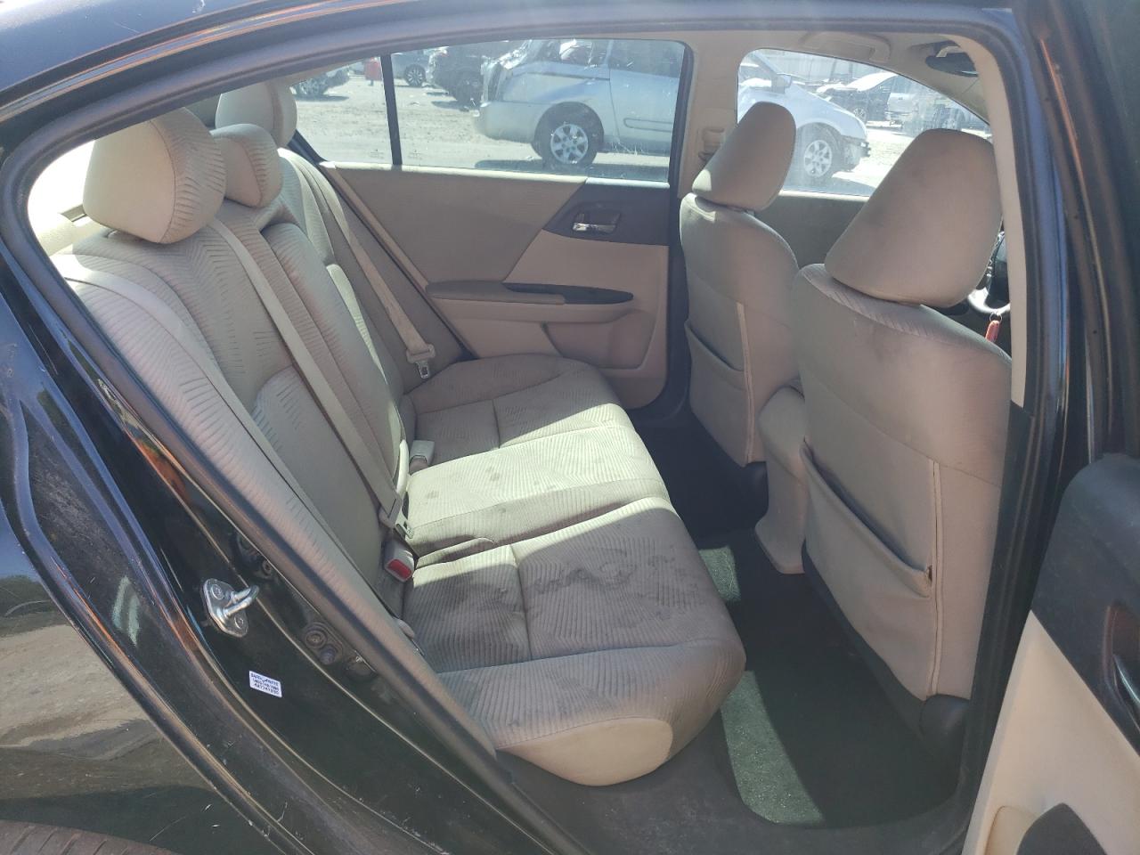 Photo 6 from auction – 2015 HONDA ACCORD LX with VIN 1HGCR2F37FA116347