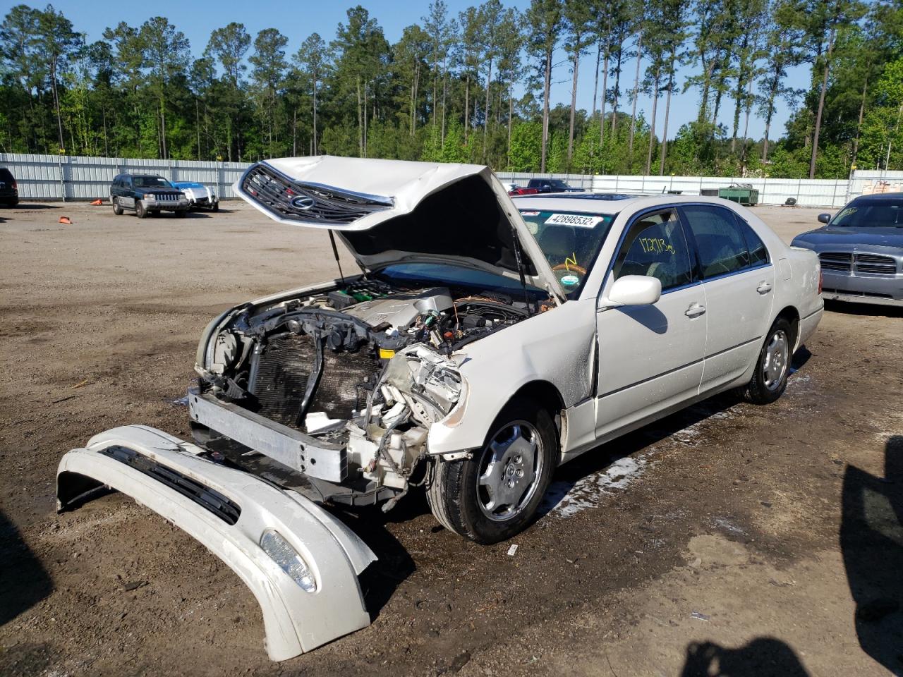 Photo 2 from auction – 2002 LEXUS LS 430 with VIN JTHBN30F820070105