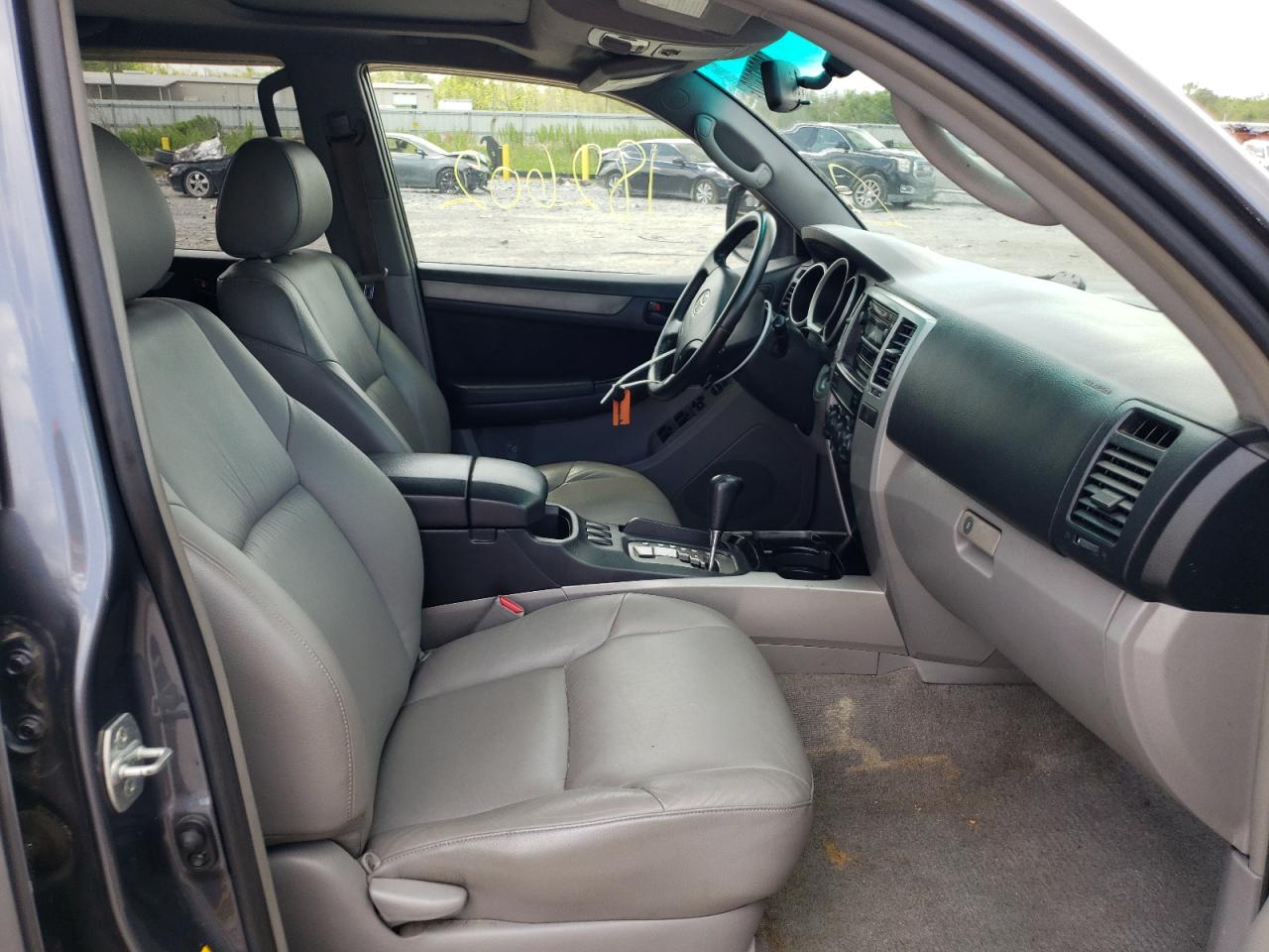 Photo 5 from auction – 2008 TOYOTA 4RUNNER SR with VIN JTEZU14R88K020860