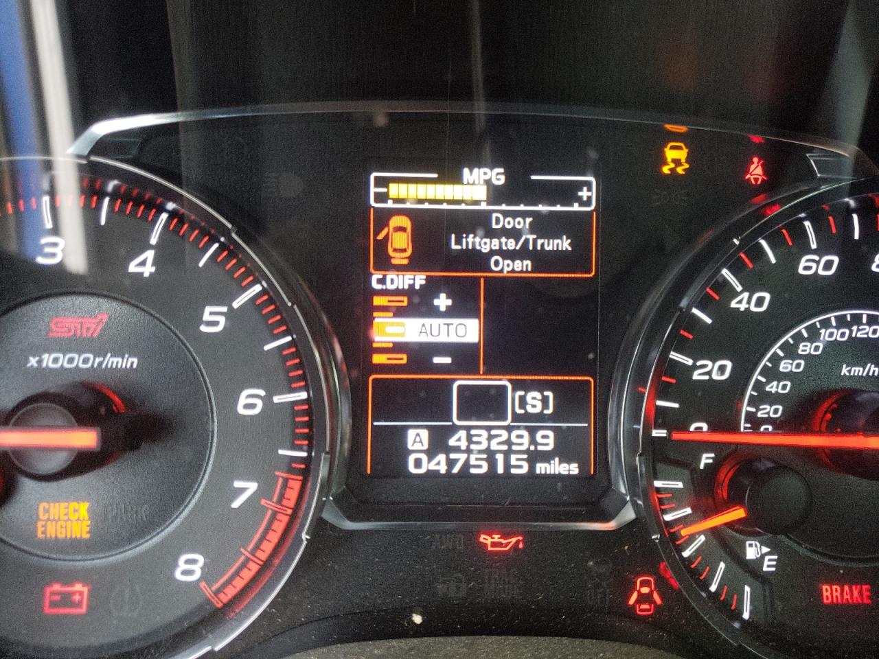 Photo 8 from auction – 2018 SUBARU WRX STI with VIN JF1VA2M60J9835225