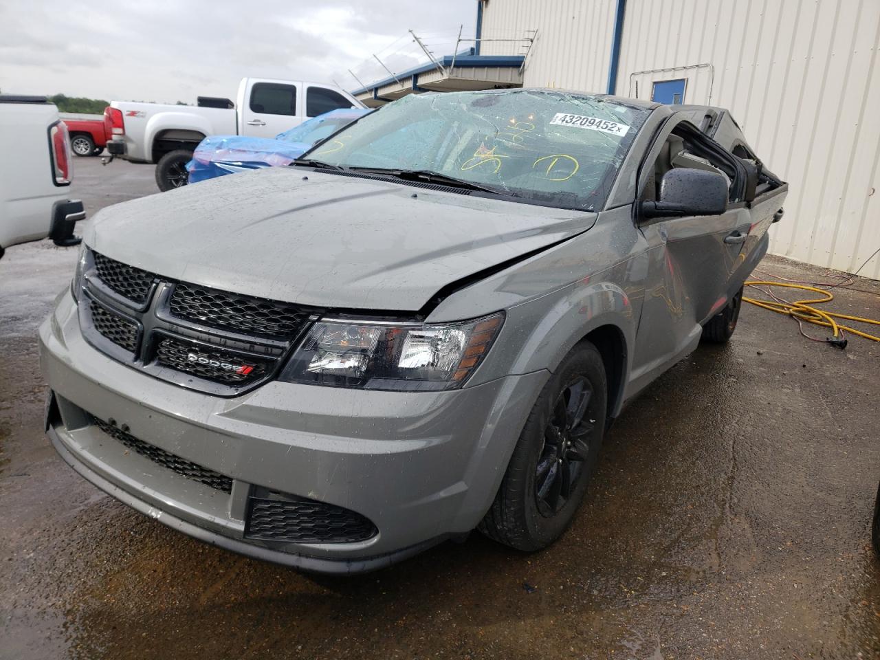 Photo 2 from auction – 2020 DODGE JOURNEY SE with VIN 3C4PDCAB0LT259339