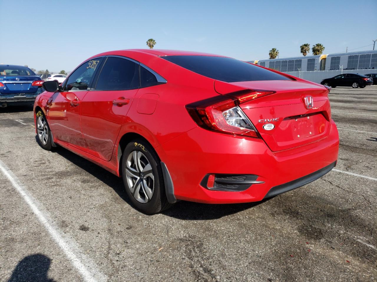 Photo 3 from auction – 2017 HONDA CIVIC LX with VIN 2HGFC2F57HH549218