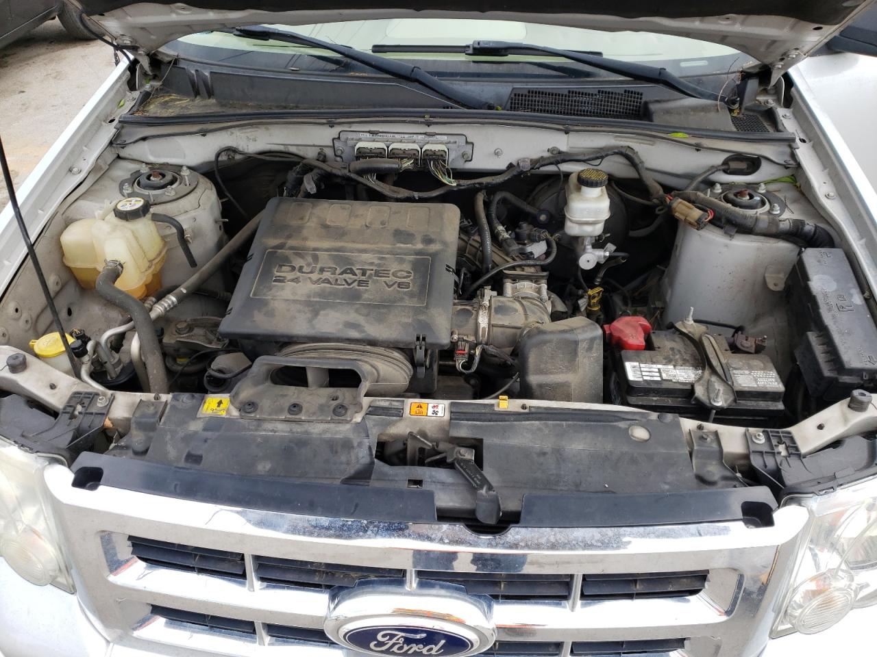 صورة رقم 7 من المزاد - 2010 FORD ESCAPE XLT مع VIN 1FMCU9DG2AKB11258