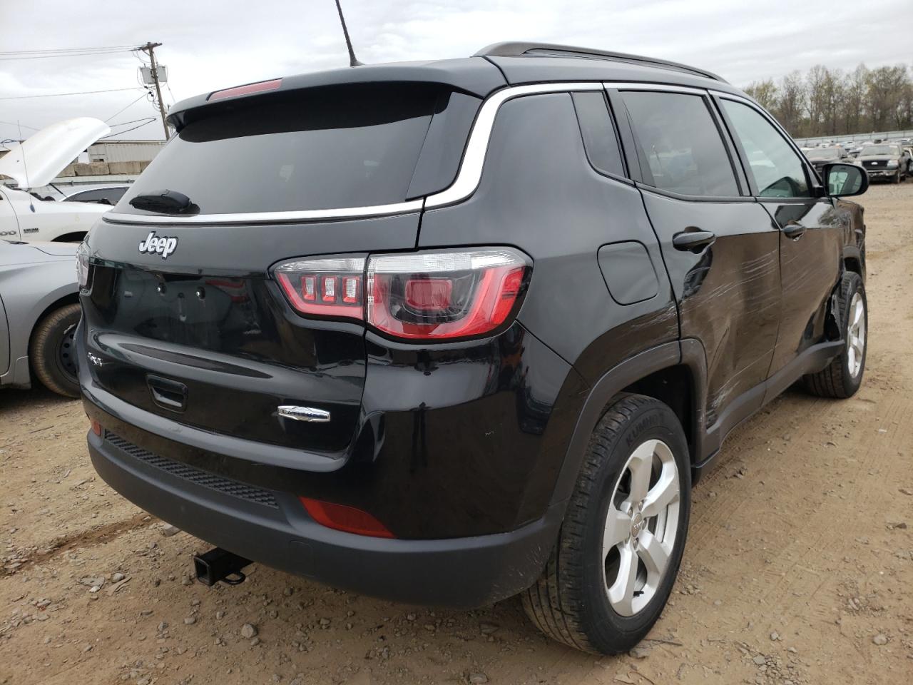 Photo 4 from auction – 2018 JEEP COMPASS LA with VIN 3C4NJDBB2JT246206