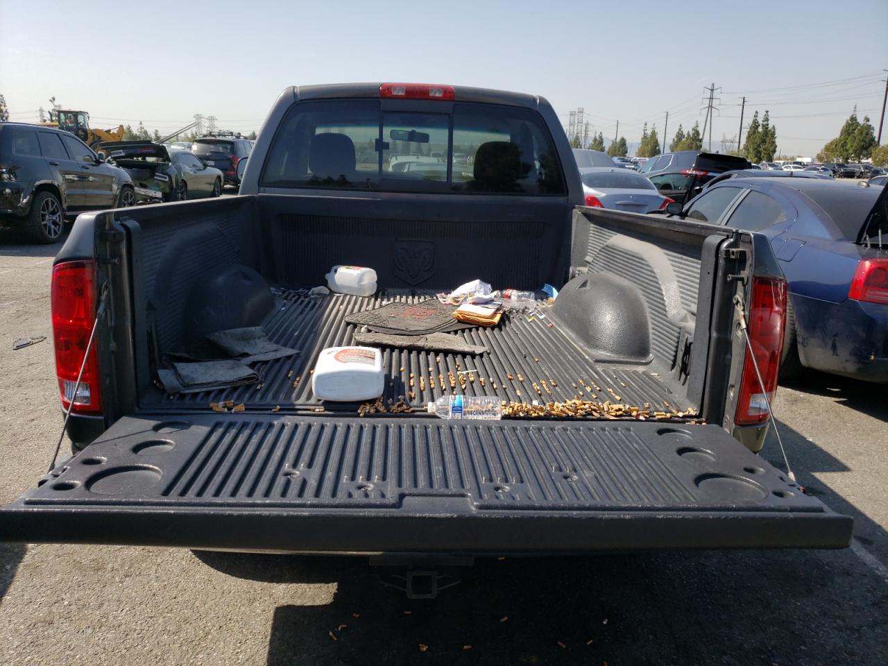 Photo 6 from auction – 2003 DODGE RAM 1500 S with VIN 1D7HA16N83J612010