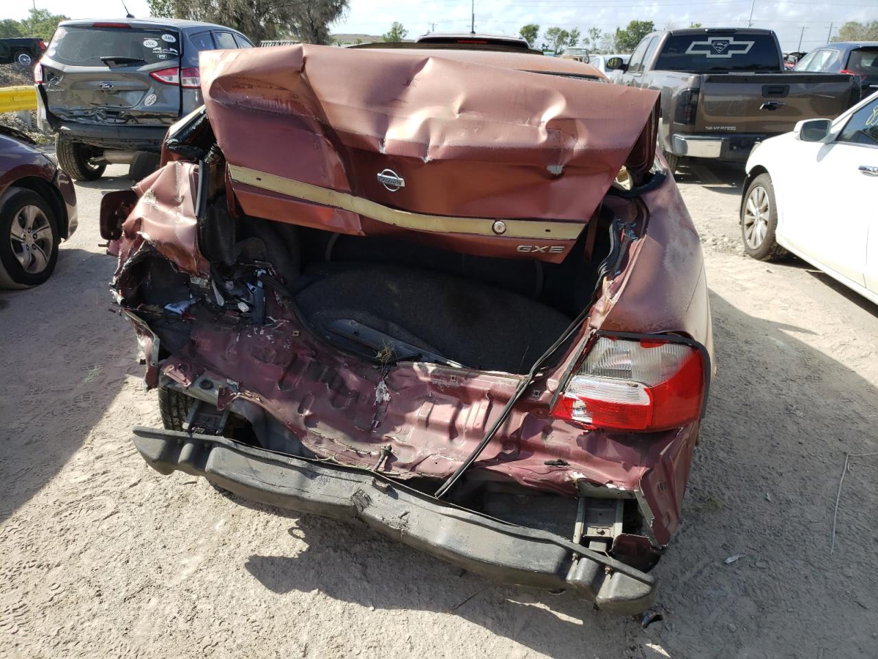 Photo 9 from auction – 2001 NISSAN ALTIMA XE with VIN 1N4DL01D51C227605