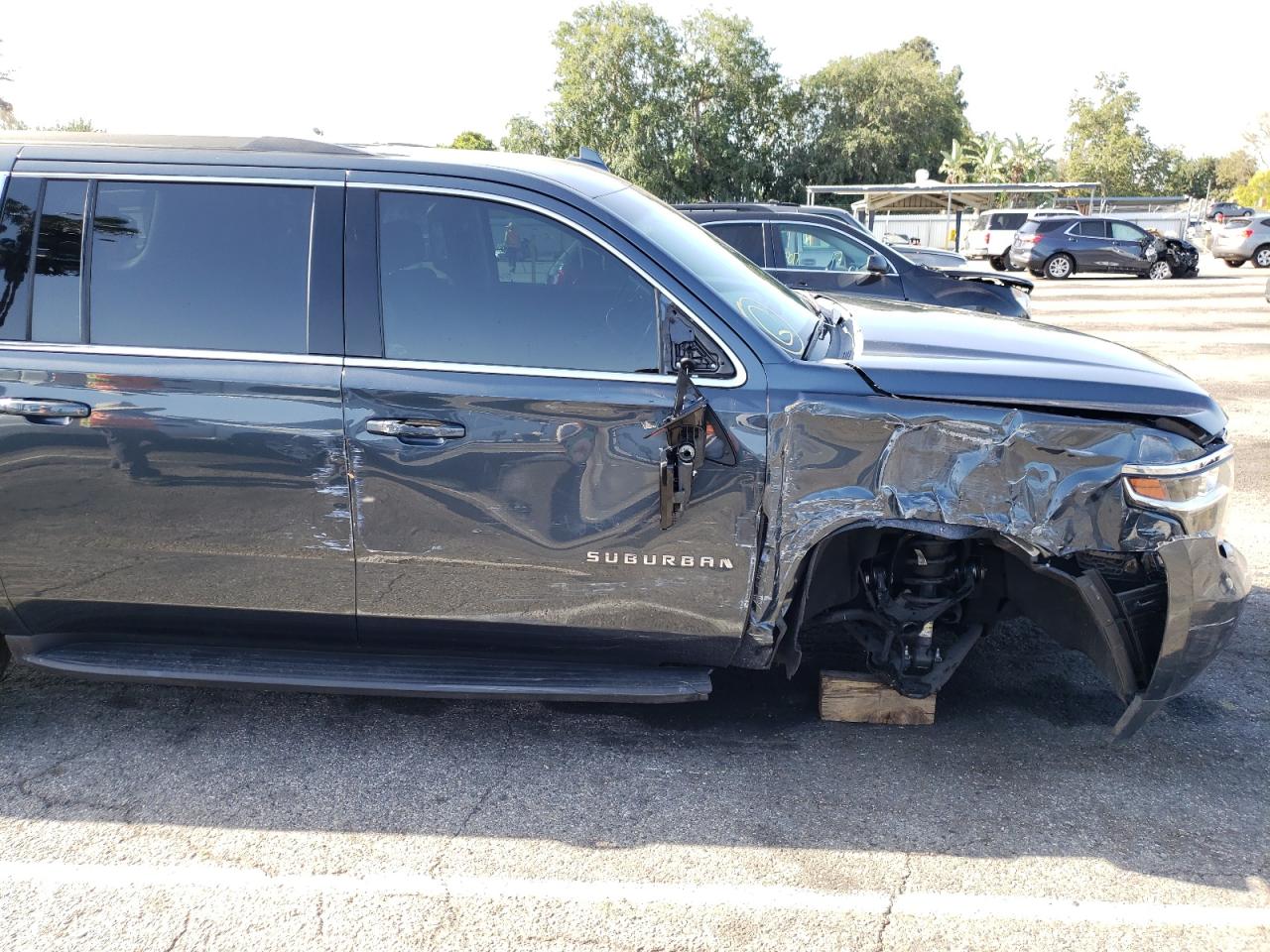 Photo 9 from auction – 2019 CHEVROLET SUBURBAN C with VIN 1GNSCHKCXKR342065