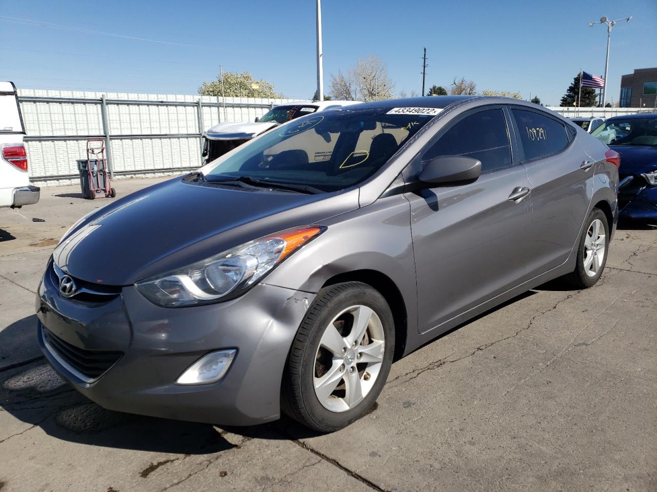 Photo 15 from auction – 2012 HYUNDAI ELANTRA GL with VIN 5NPDH4AE0CH061755