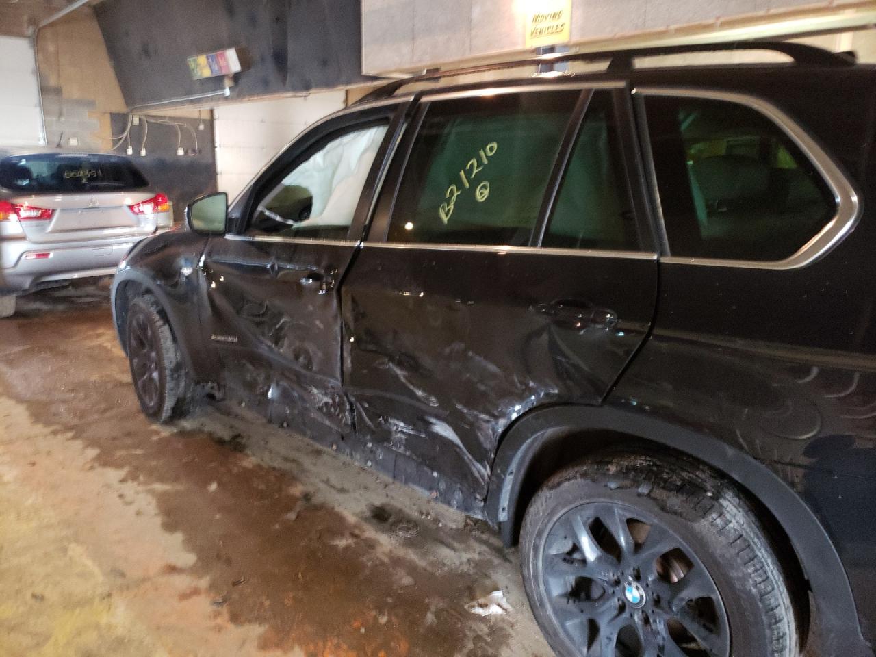 Photo 10 from auction – 2013 BMW X5 XDRIVE3 with VIN 5UXZV4C52D0B21210