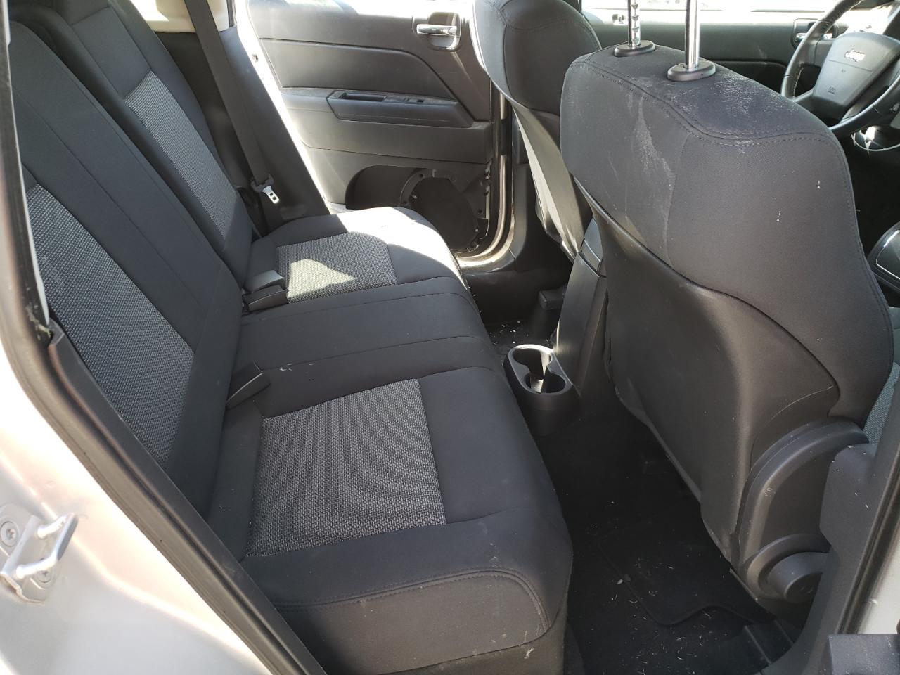 Фото 6 с аукциона – 2010 JEEP COMPASS SP с VIN 1J4NF4FBXAD503740