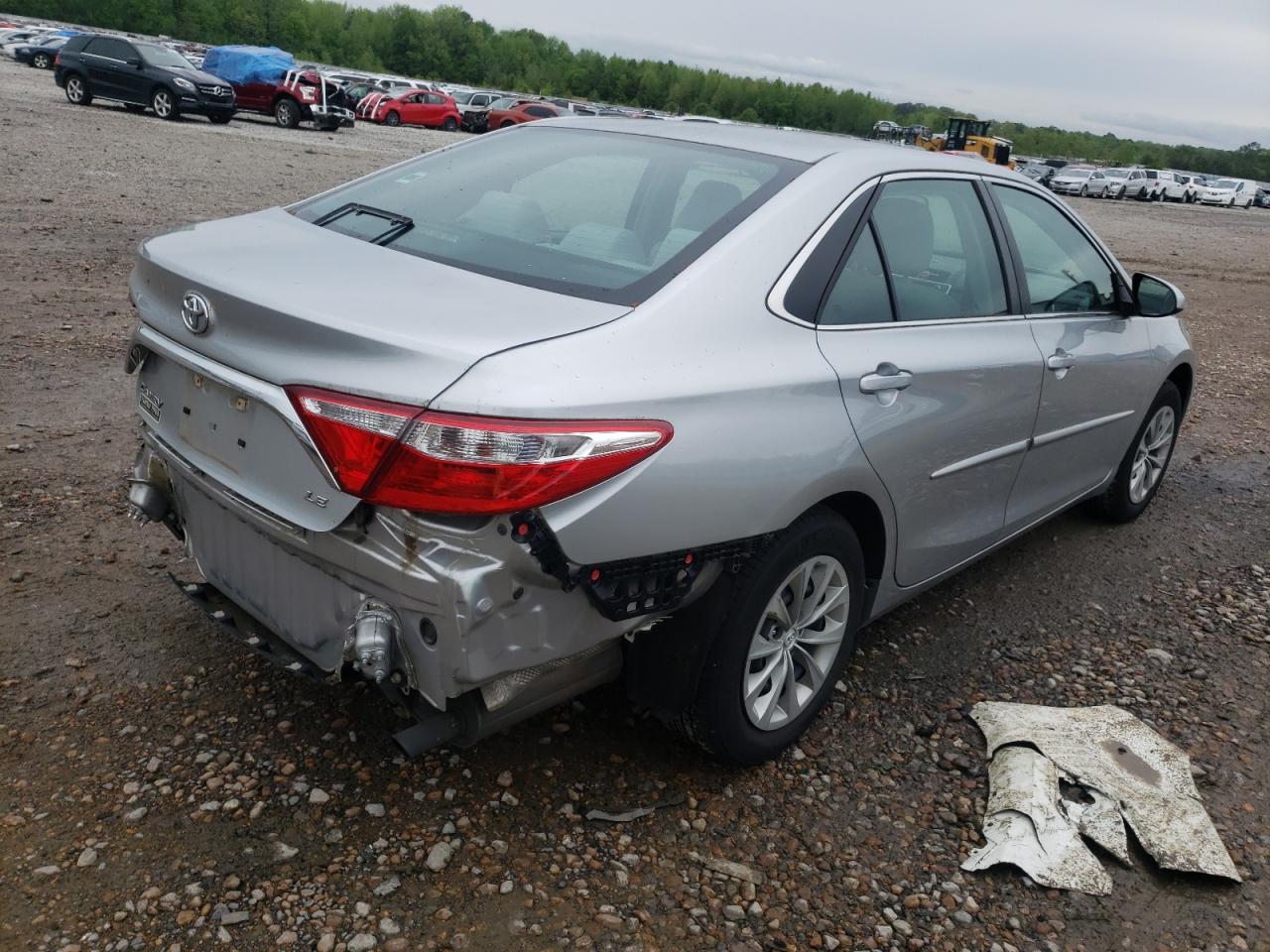 Photo 4 from auction – 2017 TOYOTA CAMRY LE with VIN 4T1BF1FK8HU447391