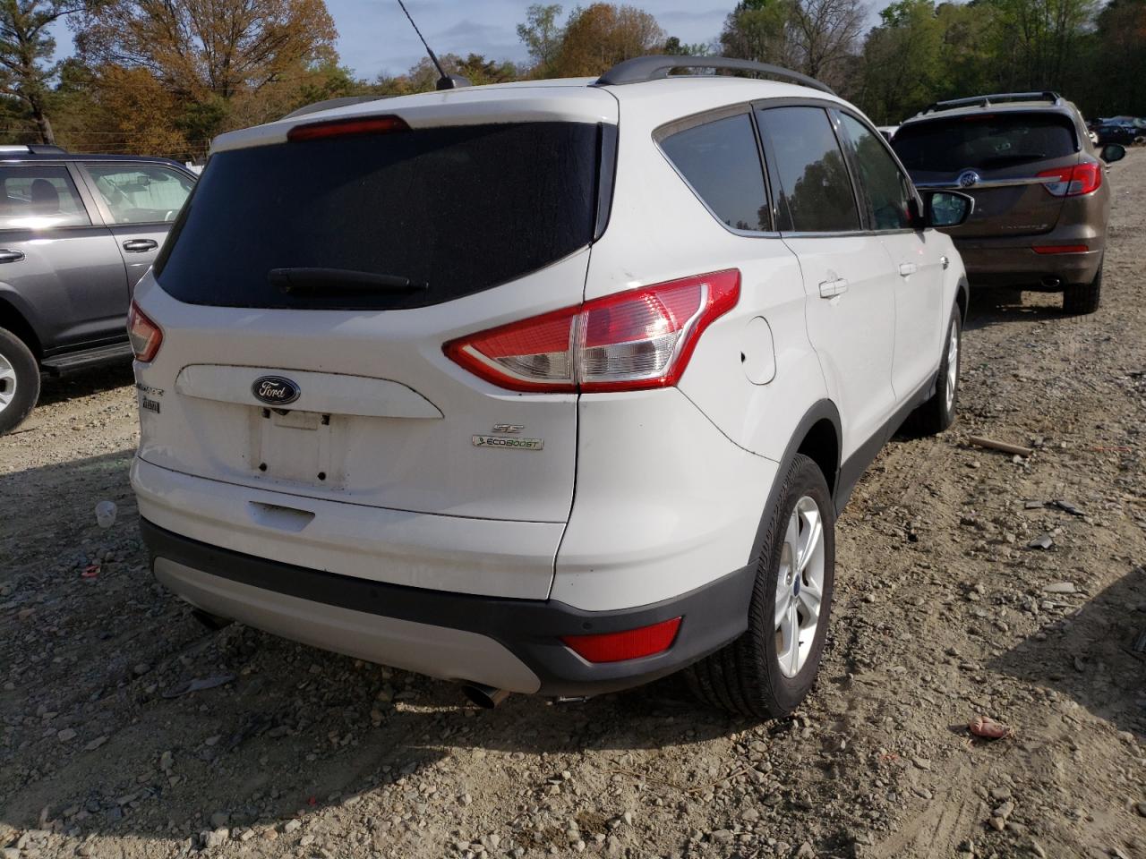 Photo 4 from auction – 2015 FORD ESCAPE SE with VIN 1FMCU0GX1FUB57439